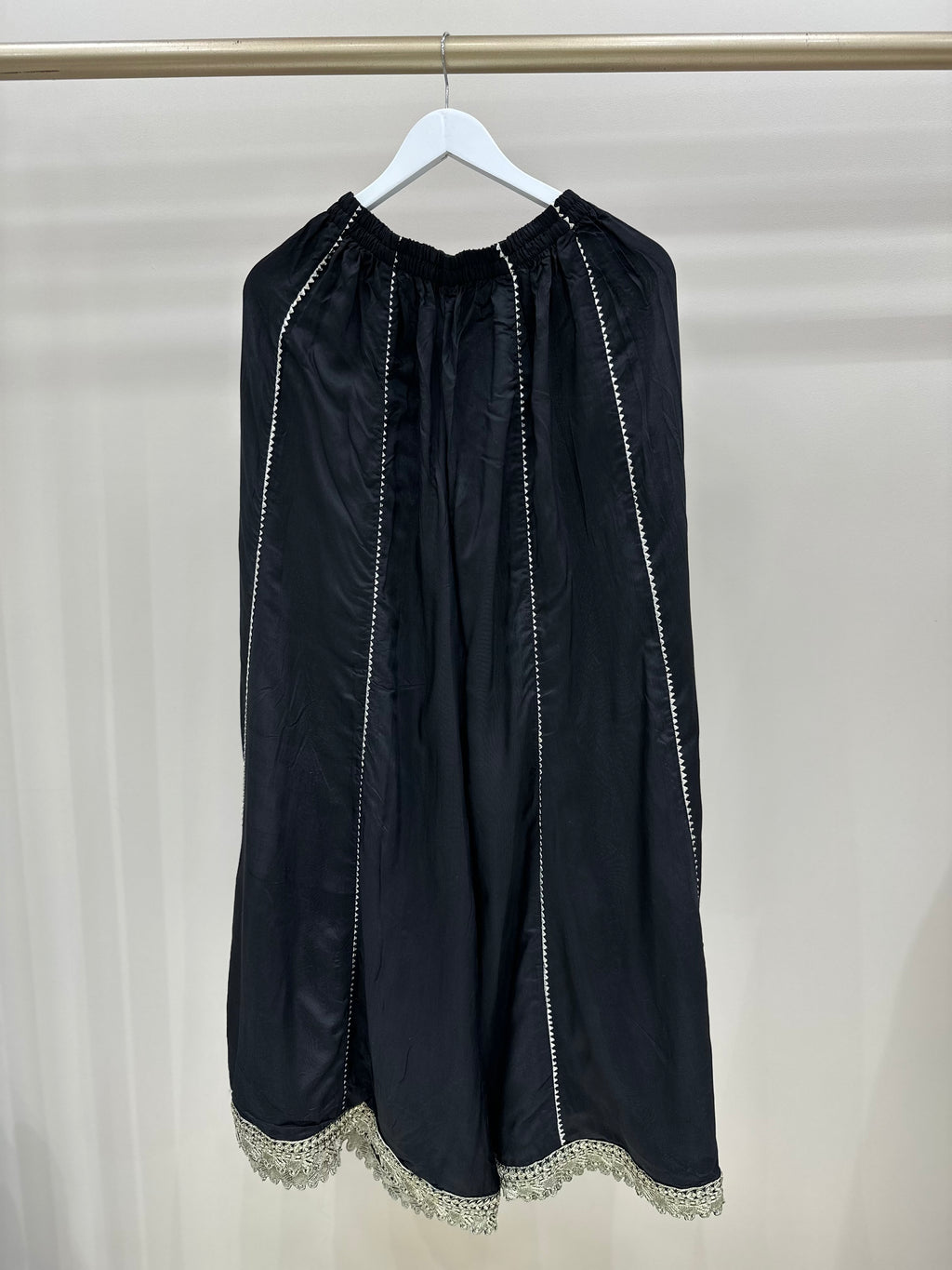QP-001 - Black Luxe