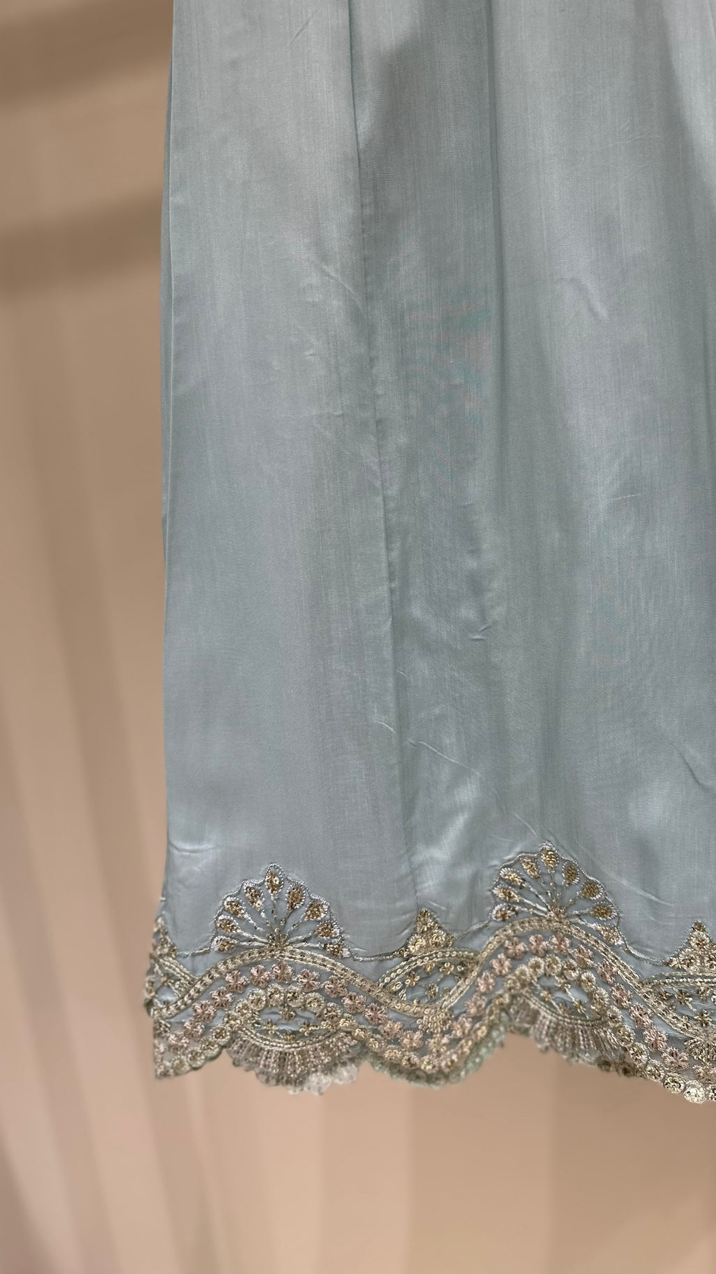 QP-0017 - Aasmani Noor