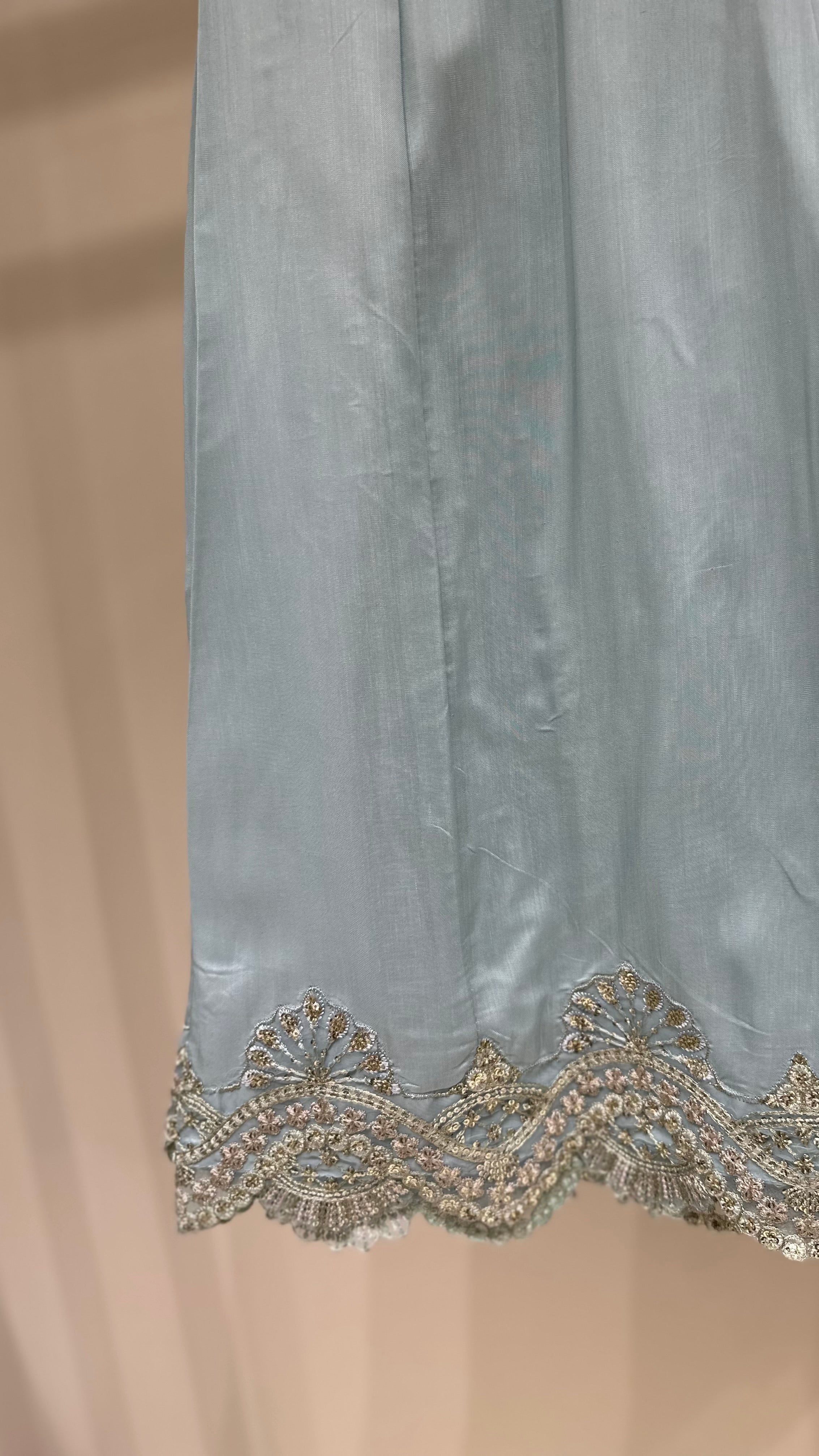 QP-0017 - Aasmani Noor