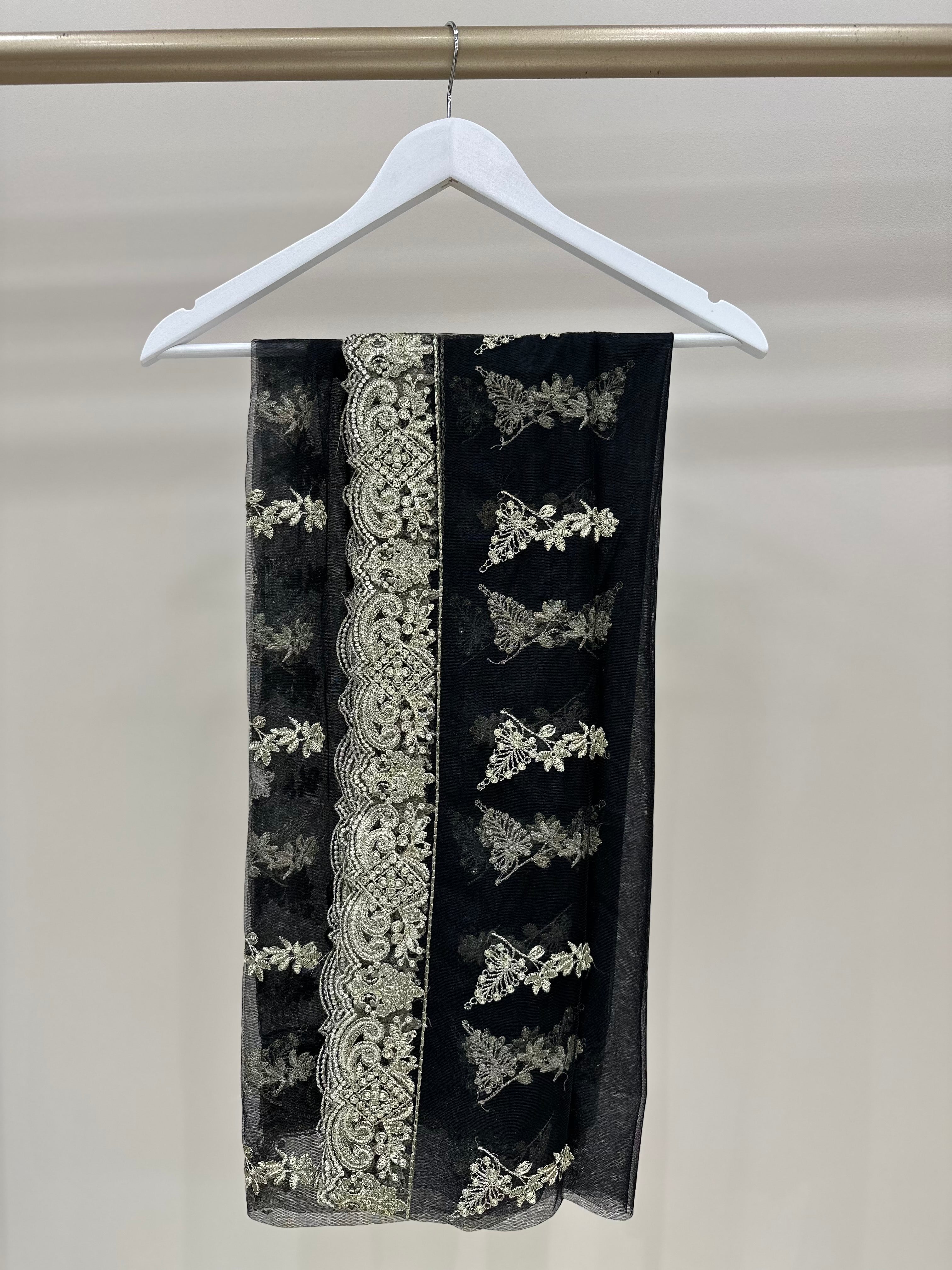 S-001 - Black luxury embroidered 3 piece suit