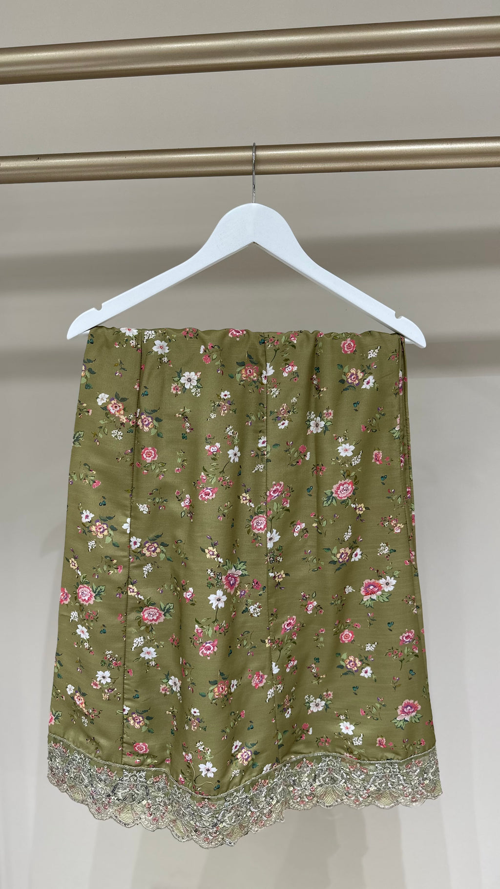 QP-0016 - Olive Muse