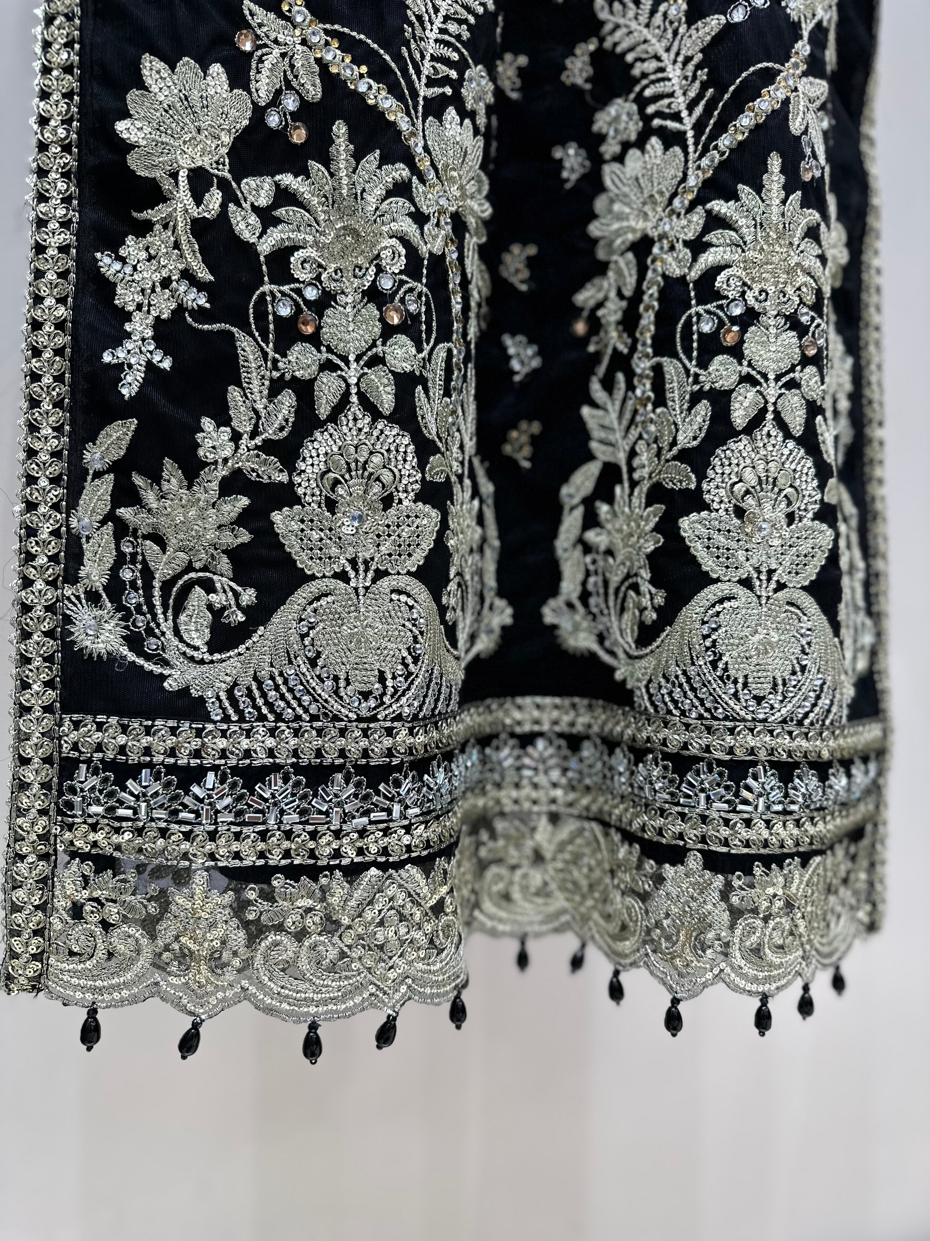S-001 - Black luxury embroidered 3 piece suit