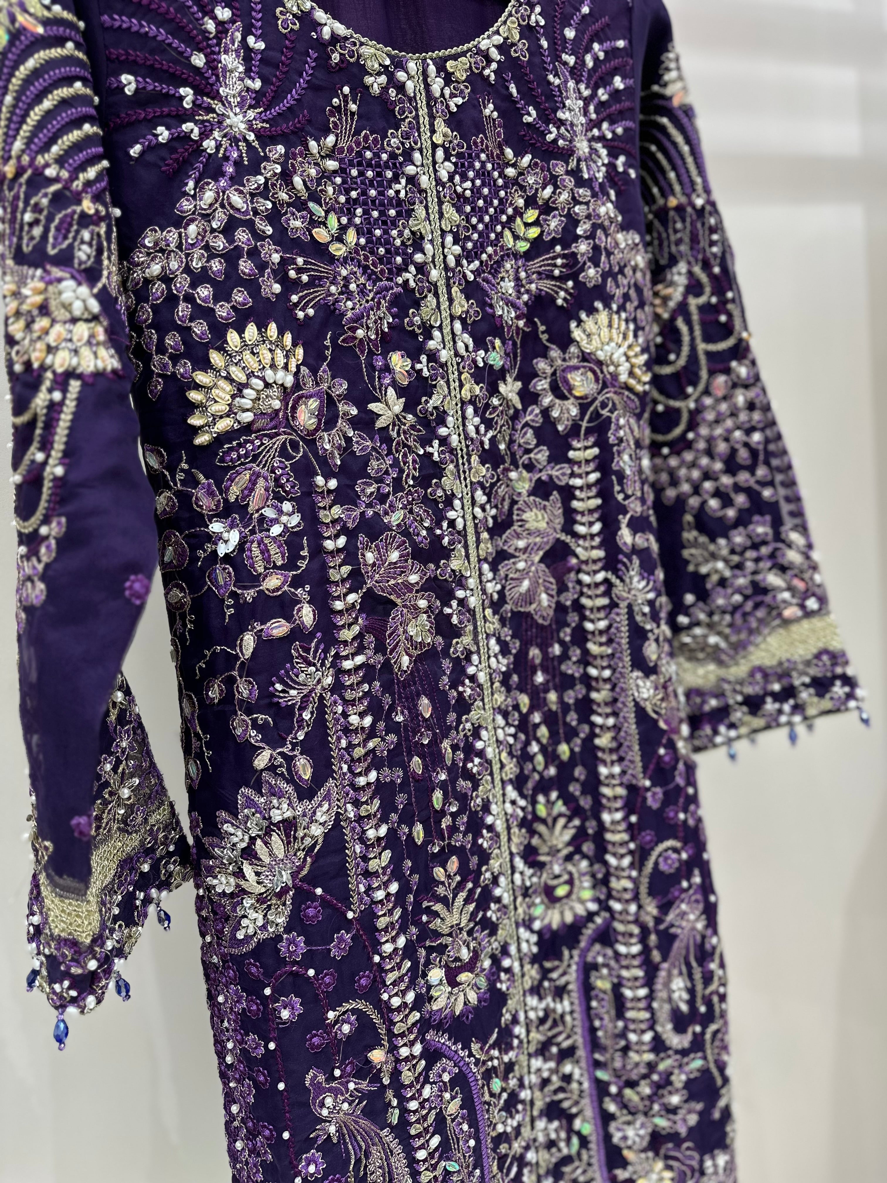 S-003 - Purple perfectly detailed 3 piece formal suit